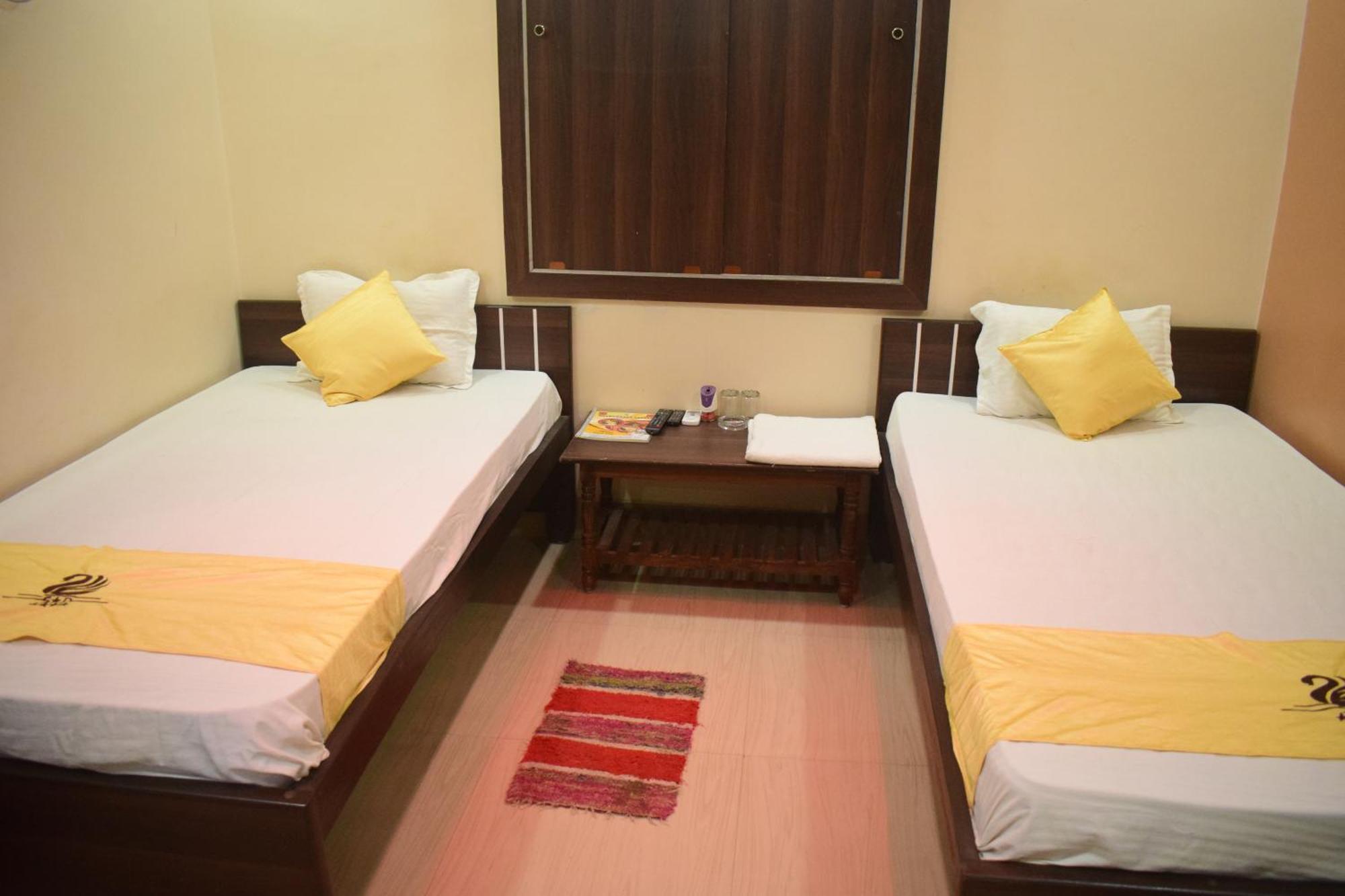 Hotel Shakuntla Palace - 400 Meters Away From Vishnu Pad Temple 7 Mins Walk Gaya Exterior foto