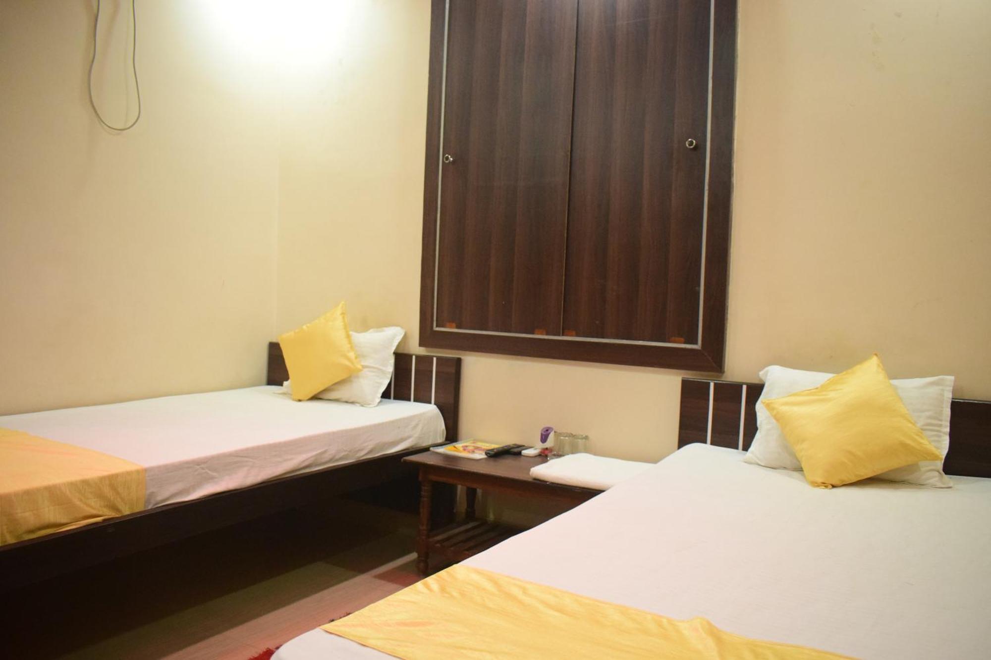 Hotel Shakuntla Palace - 400 Meters Away From Vishnu Pad Temple 7 Mins Walk Gaya Exterior foto